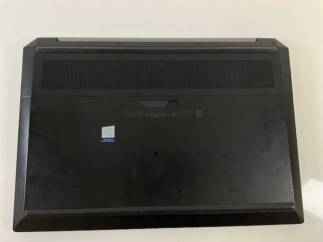 Hp zbook 15 g5 15,5”, core(tm) i7 8th gen, 32 gb ram, 1 tb nvme, nvidia quadro p2000 4 gb mobile workstation - afbeelding 6 van  7