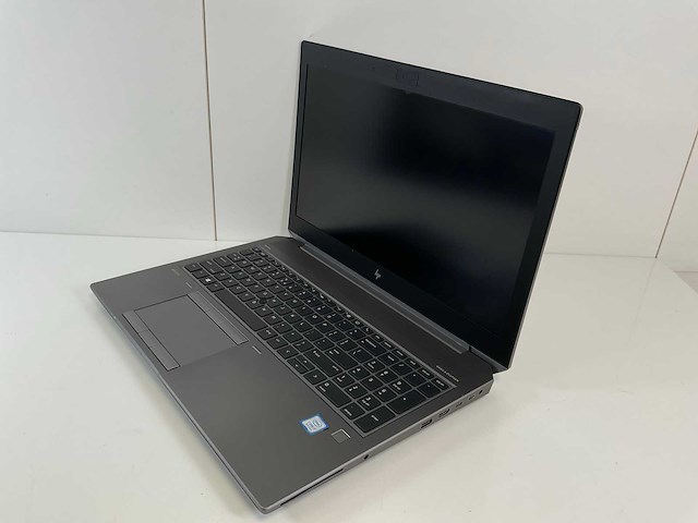 Hp zbook 15 g5 15.5”, core(tm) i7 8th gen, 32 gb ram, no hdd, nvidia quadro p2000 4 gb mobile work station - afbeelding 3 van  9
