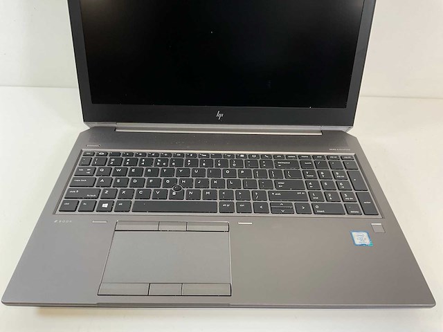 Hp zbook 15 g6 15.5”, core(tm) i7 9th gen, 32 gb ram, 512 gb nvme, nvidia quadro t1000 4 gb mobile work station - afbeelding 4 van  7