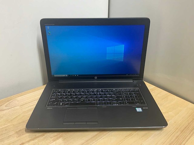 Hp zbook 17 g3 (i7) laptop - afbeelding 1 van  8