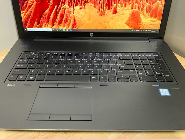 Hp zbook 17 g3(i7) laptop - afbeelding 2 van  7