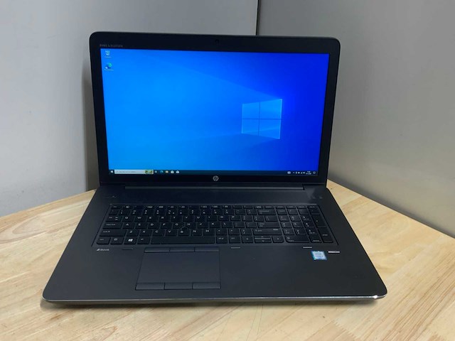 Hp zbook 17 g3(i7) laptop - afbeelding 1 van  7