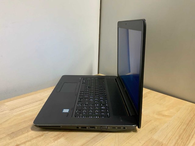 Hp zbook 17 g3(i7) laptop - afbeelding 5 van  7
