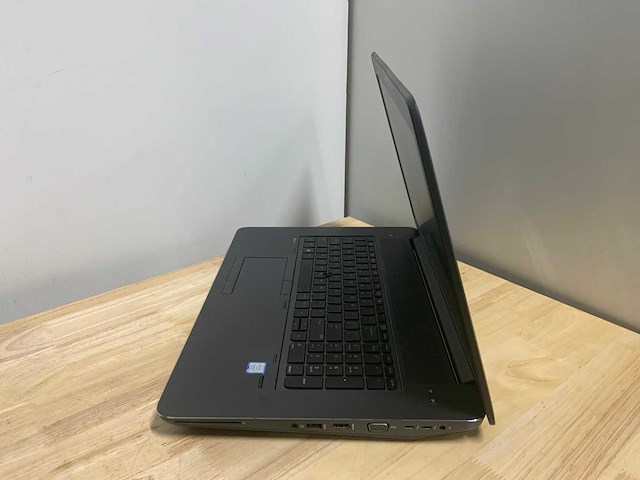 Hp zbook 17 g4 (i7) laptop - afbeelding 5 van  7