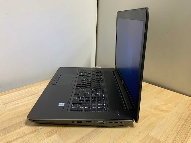 Hp zbook 17 g4(i7) laptop - afbeelding 5 van  7