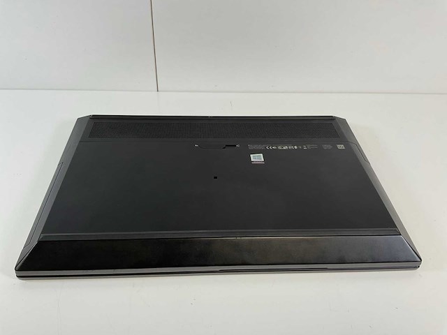 Hp zbook 17 g5 18”, core(tm) i7 8th gen, 32 gb ram, 512 gb nvme, nvidia quadro p2000 4 gb mobile work station - afbeelding 6 van  9