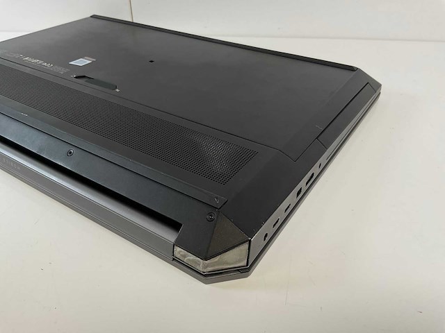 Hp zbook 17 g5 18”, core(tm) i7 8th gen, 32 gb ram, 512 gb nvme, nvidia quadro p2000 4 gb mobile work station - afbeelding 8 van  9