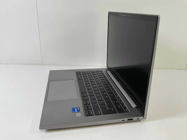 Hp zbook firefly g10 14”, core(tm) i7 13th gen, 32 gb ram, 1 tb nvme, nvidia rtx a500 laptop 4gb mobile workstation - afbeelding 2 van  6