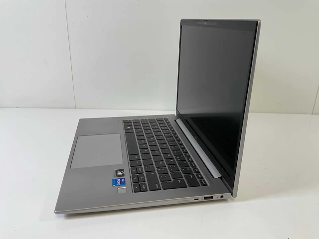 Hp zbook firefly g9 14”, core(tm) i7 12th gen, 32 gb ram, 1 tb nvme, nvidia t550 laptop 4gb mobile workstation - afbeelding 3 van  6