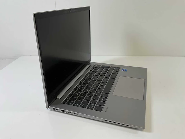 Hp zbook firefly g9 14”, core(tm) i7 12th gen, 32 gb ram, 512 gb nvme, nvidia t550 laptop 4gb mobile workstation - afbeelding 2 van  7