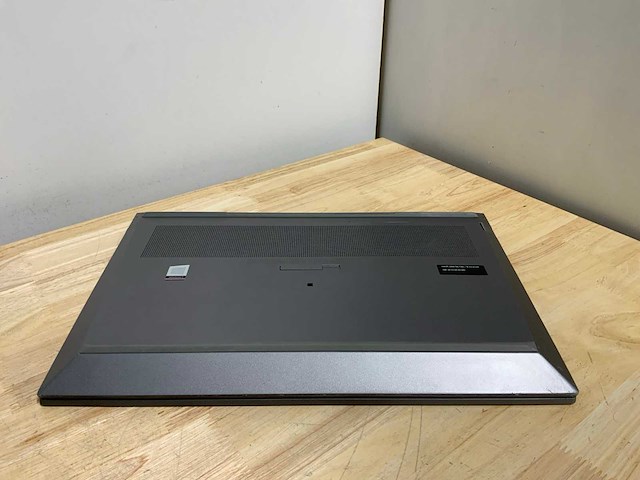 Hp zbook fury 15 g7(xeon) laptop - afbeelding 6 van  8