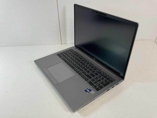 Hp zbook fury g10 16”, core(tm) i9 13th gen, 64 gb ram, 1 tb nvme, nvidia rtx 5000 16 gb mobile workstation - afbeelding 3 van  5