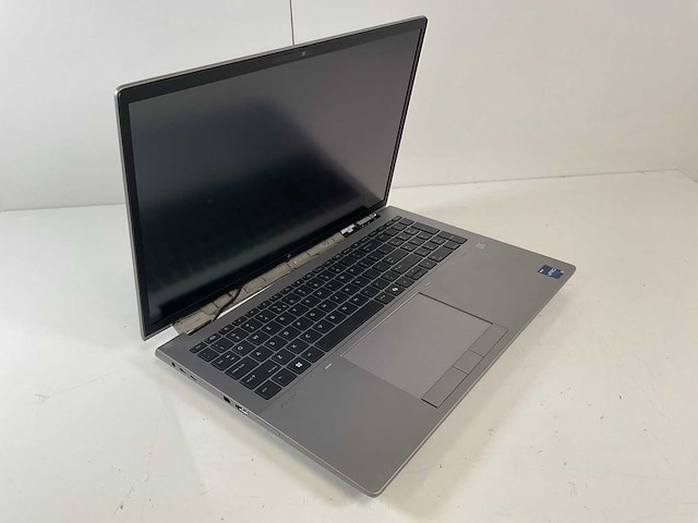 Hp zbook fury g11 16”, core(tm) i9 13th gen, 64 gb ram, 1 tb nvme, nvidia rtx 2000 8 gb mobile workstation - afbeelding 2 van  7