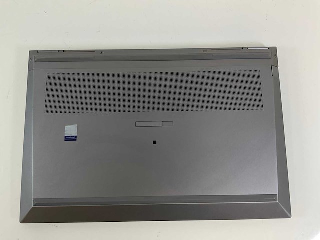 Hp zbook fury g7 15.6”, core(tm) i9 10th gen, 64 gb ram, 1 tb nvme, nvidia quadro t2000 4 gb mobile workstation - afbeelding 3 van  4