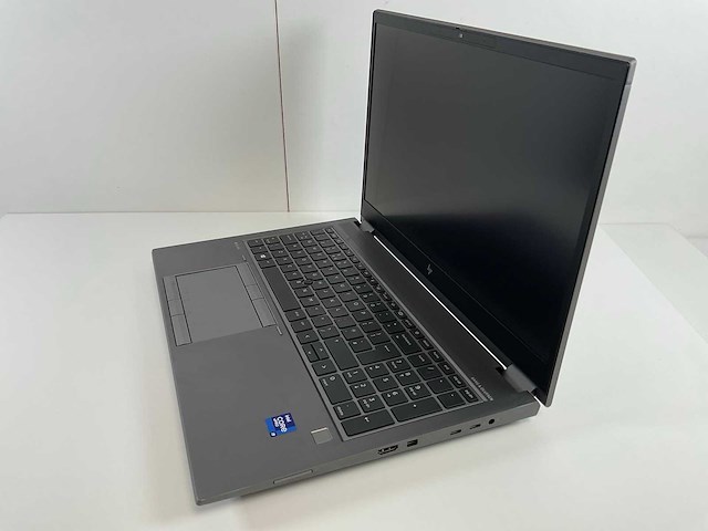 Hp zbook fury g8 15.6”, core(tm) i9 11th gen, 64 gb ram, 1 tb nvme, nvidia rtx a2000 4 gb mobile workstation - afbeelding 3 van  7