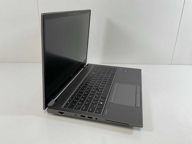 Hp zbook fury g8 15.6”, core(tm) i9 11th gen, 64 gb ram, 1 tb nvme, nvidia rtx a2000 4gb mobile workstation - afbeelding 1 van  4