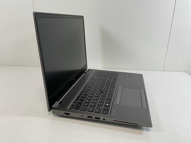 Hp zbook fury g8 15.6”, core(tm) i9 11th gen, 64 gb ram, 1 tb nvme, nvidia rtx a2000 4gb mobile workstation - afbeelding 1 van  3