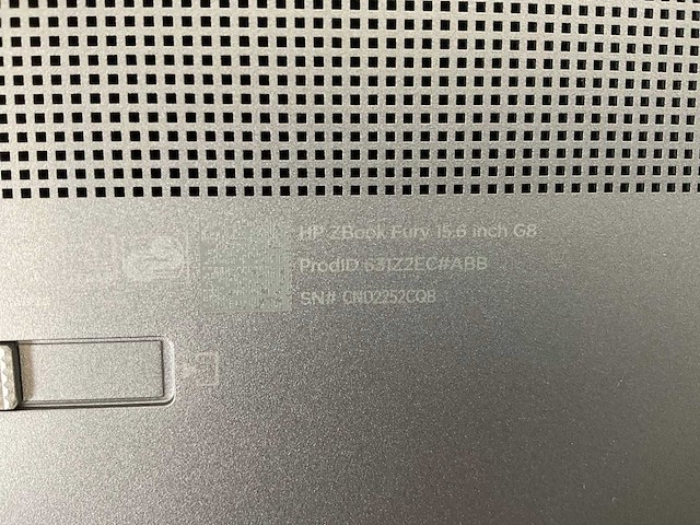 Hp zbook fury g8 15.6”, core(tm) i9 11th gen, 64 gb ram, 1 tb nvme, nvidia rtx a2000 4gb mobile workstation - afbeelding 4 van  4