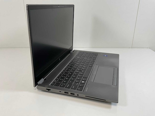 Hp zbook fury g8 15.6”, core(tm) i9 11th gen, 64 gb ram, 1 tb nvme, nvidia rtx a2000 4gb mobile workstation - afbeelding 2 van  5