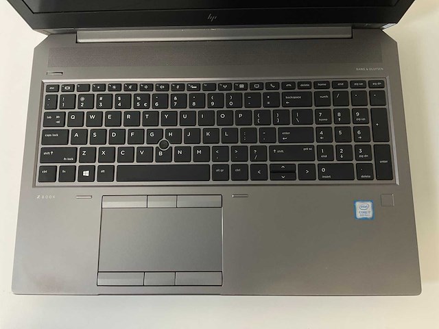 Hp zbook g5 15.5”, core(tm) i7 8th gen, 64 gb ram, 512 gb nvme, nvidia quadro p2000 mobile 4gb mobile workstation - afbeelding 4 van  7