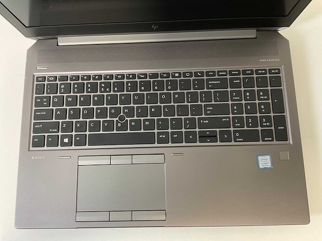 Hp zbook g6 15.5”, core(tm) i7 9th gen, 32 gb ram, 1 tb nvme - 512 gb nvme gb nvme, nvidia quadro p2000 mobile 4gb mobile workstation - afbeelding 4 van  7