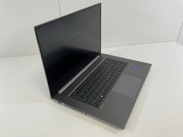 Hp zbook studio g8 15,5”, core(tm) i9 11th gen, 32 gb ram, 1 tb nvme, nvidia geforce rtx 3080 16 gb laptop - afbeelding 2 van  7