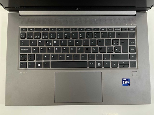 Hp zbook studio g8 15,5”, core(tm) i9 11th gen, 32 gb ram, 1 tb nvme, nvidia geforce rtx 3080 16 gb laptop - afbeelding 4 van  7