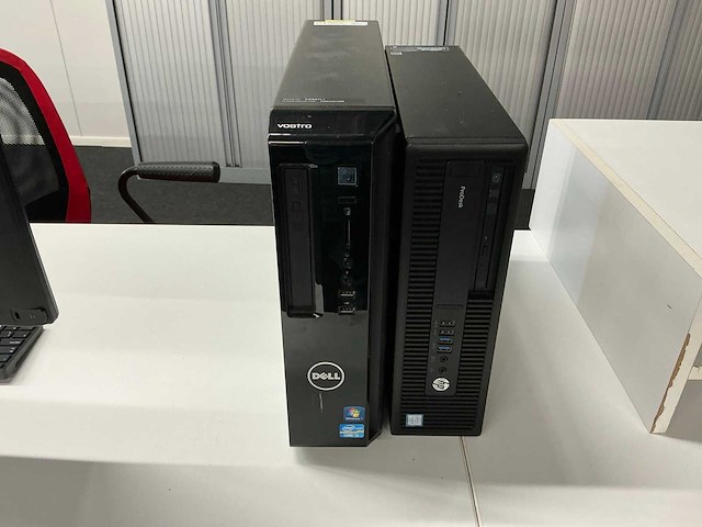 Hp/dell desktop (2x) - afbeelding 1 van  4