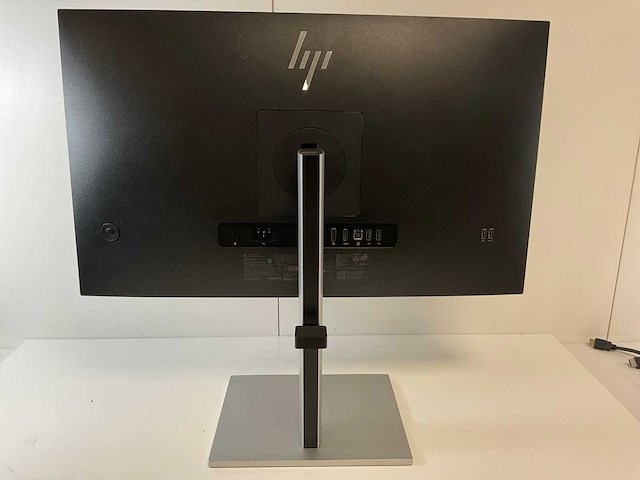 Hp/dell mix model monitors - check description (2x) - afbeelding 7 van  9