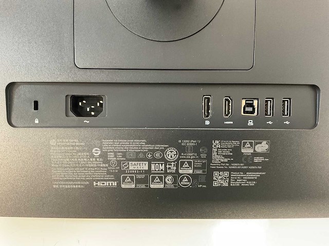 Hp/dell mix model monitors - check description (2x) - afbeelding 9 van  9