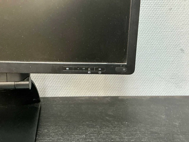Hp/dell/benq/lg/akai - monitoren (10x) - afbeelding 25 van  81