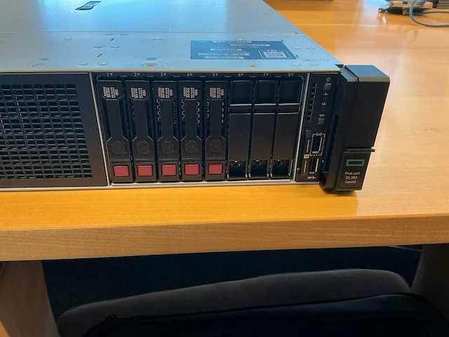 Hpe - proliant dl380 gen10 - afbeelding 4 van  8
