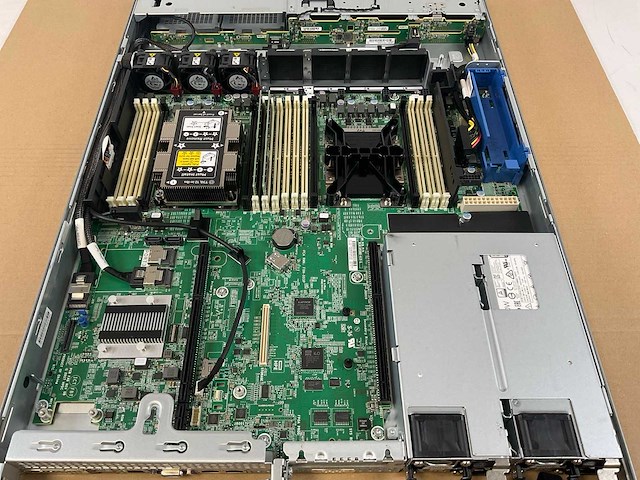 Hpe (proliant dl160 gen10) - xeon(r) bronze 3206r, 64 gb ram (2x32gb), no hdd rack mount chassis - afbeelding 6 van  9