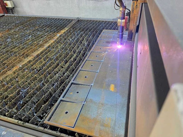 Hpm - 2008 - gv 6020 - plasmasnijmachine - afbeelding 3 van  10