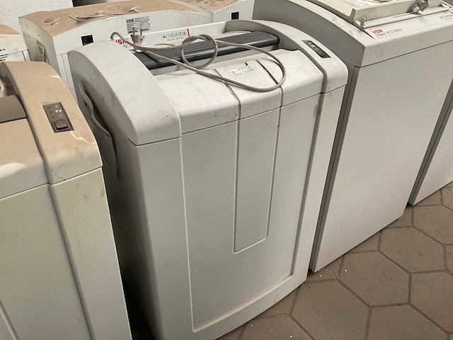 Hsm 390.3 papiershredder - afbeelding 1 van  2
