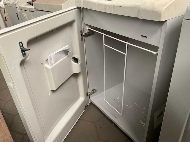 Hsm 390.3 papiershredder - afbeelding 2 van  3