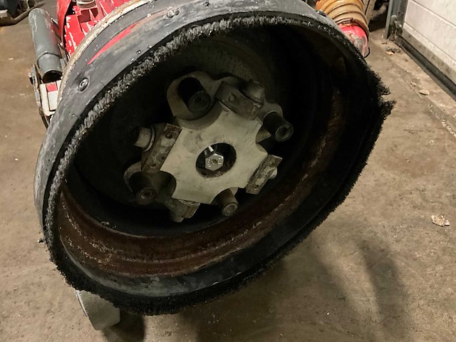 Htc gl 270 betonschuurmachine - afbeelding 6 van  6