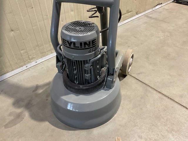 Htc greyline 270 betonfreesmachine - afbeelding 2 van  4
