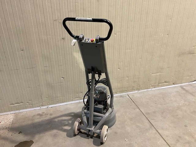 Htc greyline 270 betonfreesmachine - afbeelding 3 van  4