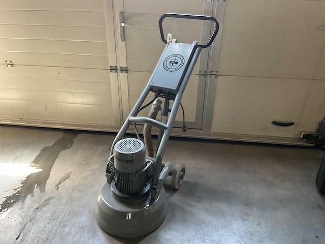 Htc greyline 450 betonfreesmachine - afbeelding 1 van  8