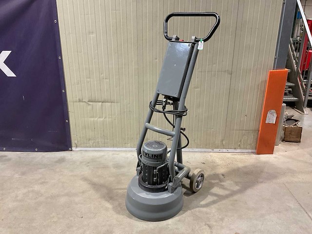 Htc greyline 450 betonfreesmachine - afbeelding 1 van  5