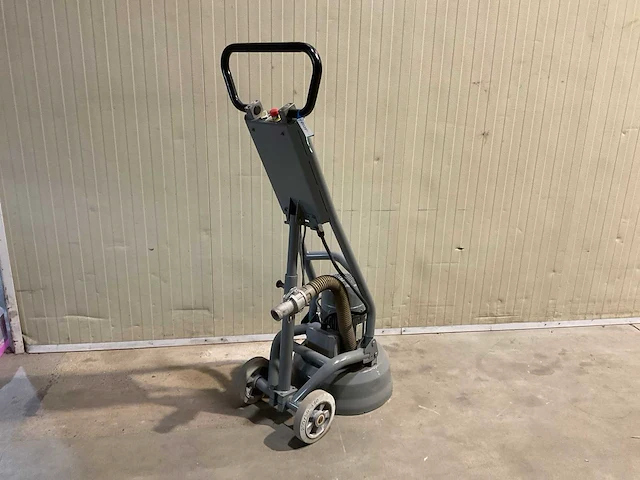 Htc greyline 450 betonfreesmachine - afbeelding 2 van  4