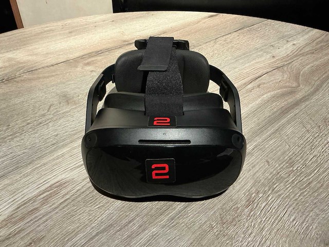 Htc vive focus 3 vr bril - afbeelding 2 van  4