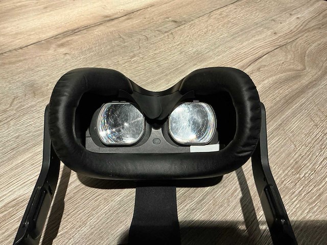 Htc vive focus 3 vr bril - afbeelding 3 van  4