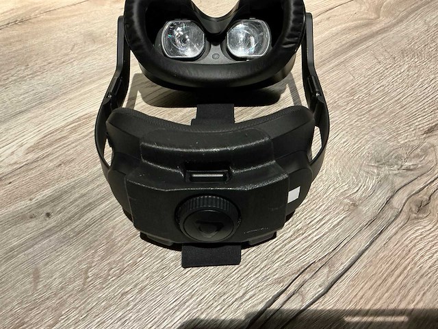 Htc vive focus 3 vr bril - afbeelding 4 van  4