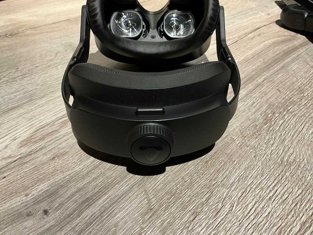 Htc vive focus 3 vr bril - afbeelding 4 van  4