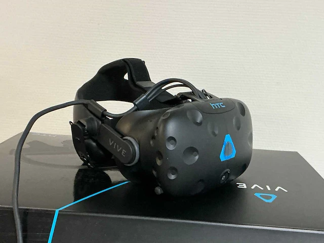Htc vive opjt100 vr-headset - afbeelding 1 van  3