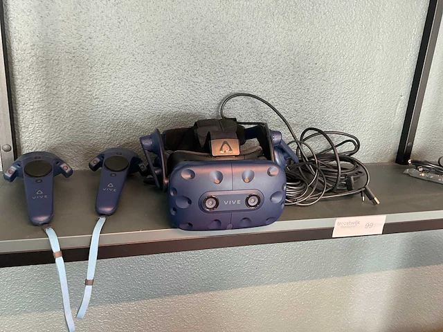 Htc vive pro vr-headset - afbeelding 1 van  7