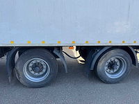 H.t.f. - 2001 - oplegger met gesloten geïsoleerde opbouw v.v gestuurde achteras, ama laadklep 14 meter og-12-zv - afbeelding 14 van  26