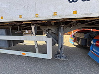 H.t.f. - 2001 - oplegger met gesloten geïsoleerde opbouw v.v gestuurde achteras, ama laadklep 14 meter og-12-zv - afbeelding 7 van  26